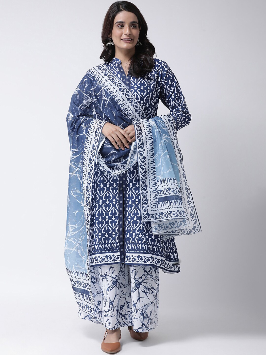 

Hangup Women Blue & White Printed Dyed Hangup Dupatta