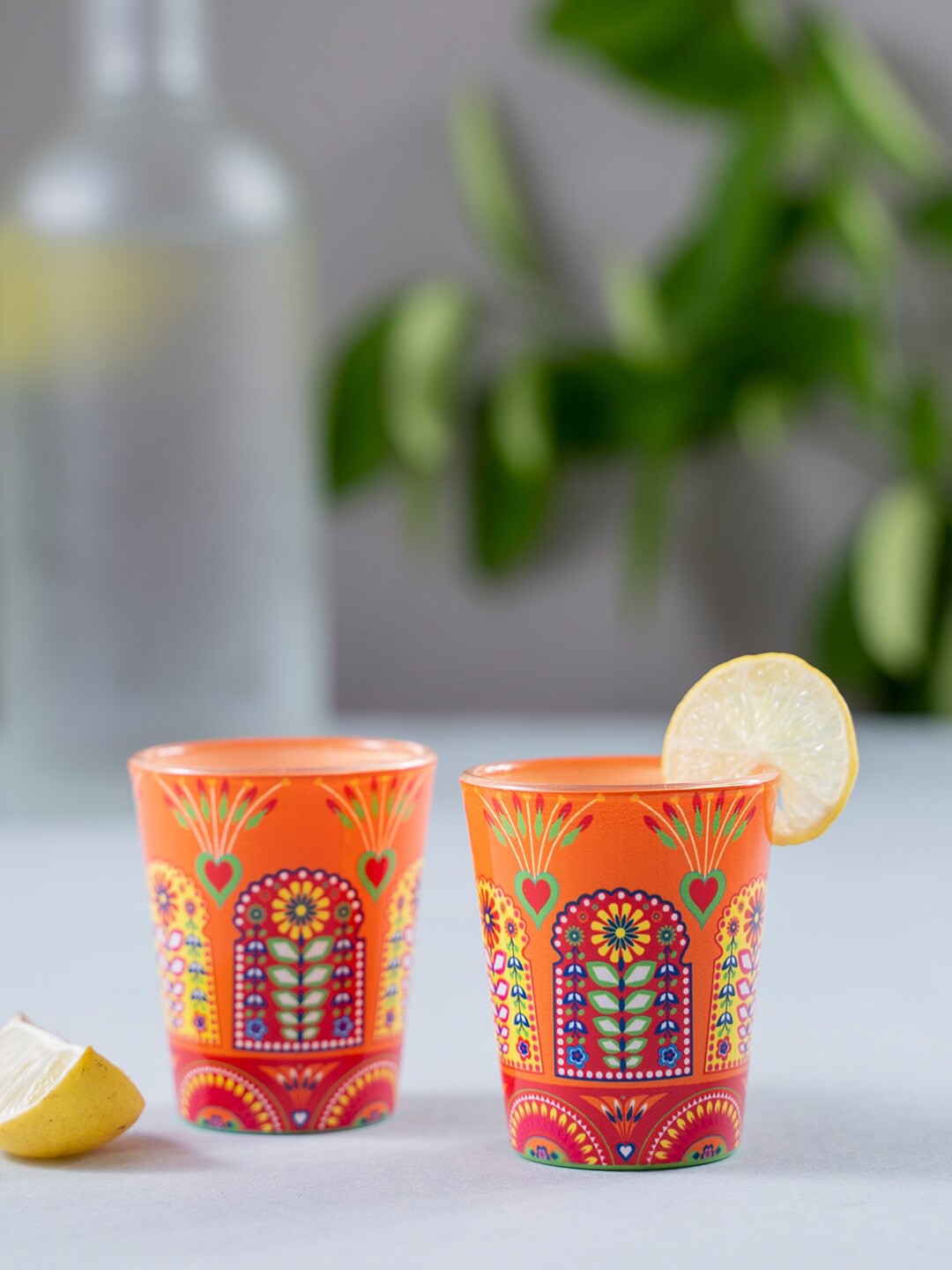 

KOLOROBIA Set of 2 Orange & Red Truck Art Jharokha Printed Shot Glass