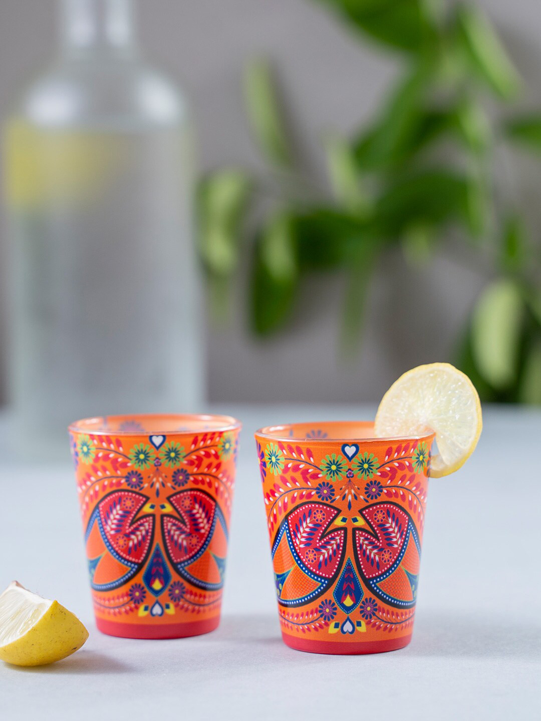 

KOLOROBIA Set of 2 Orange & Blue Printed Truck Art Fishes Shot Glasses