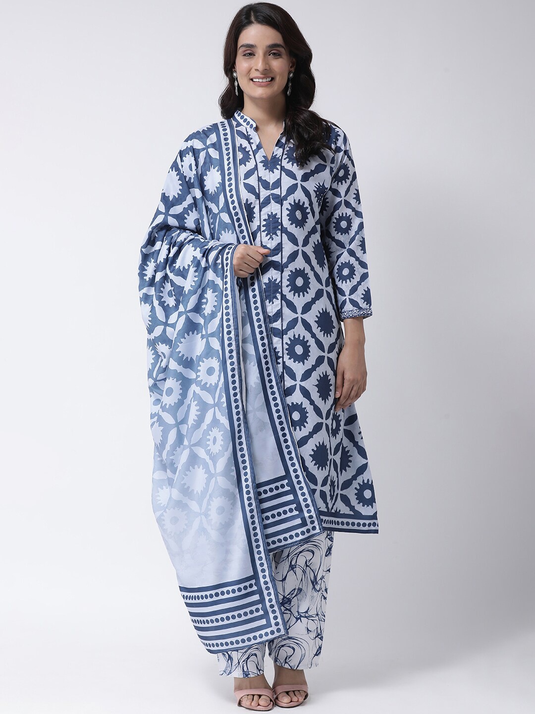 

Hangup Women Blue & White Printed Hangup Dupatta
