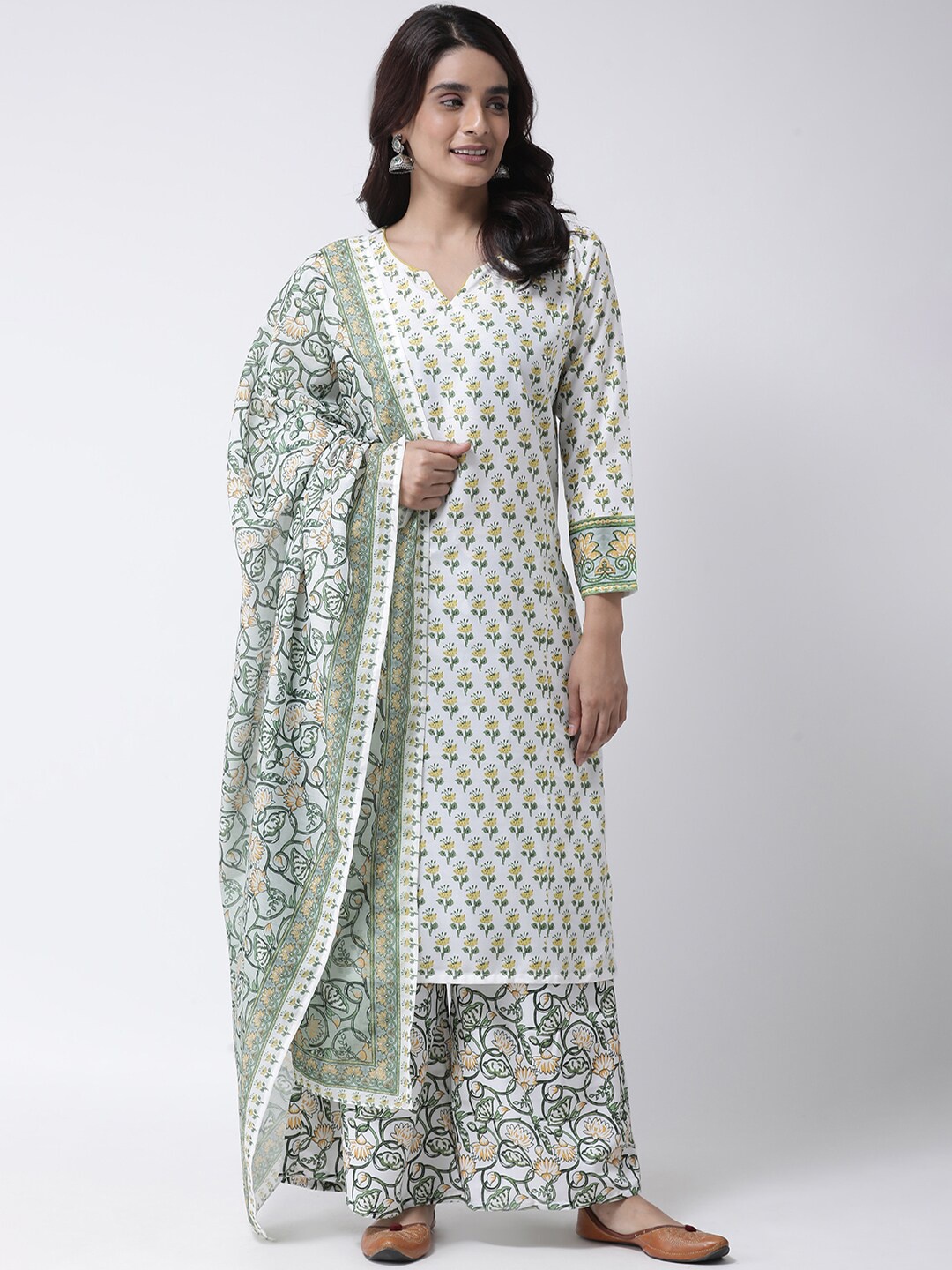 

Hangup Women Green & Orange Printed Hangup Dupatta