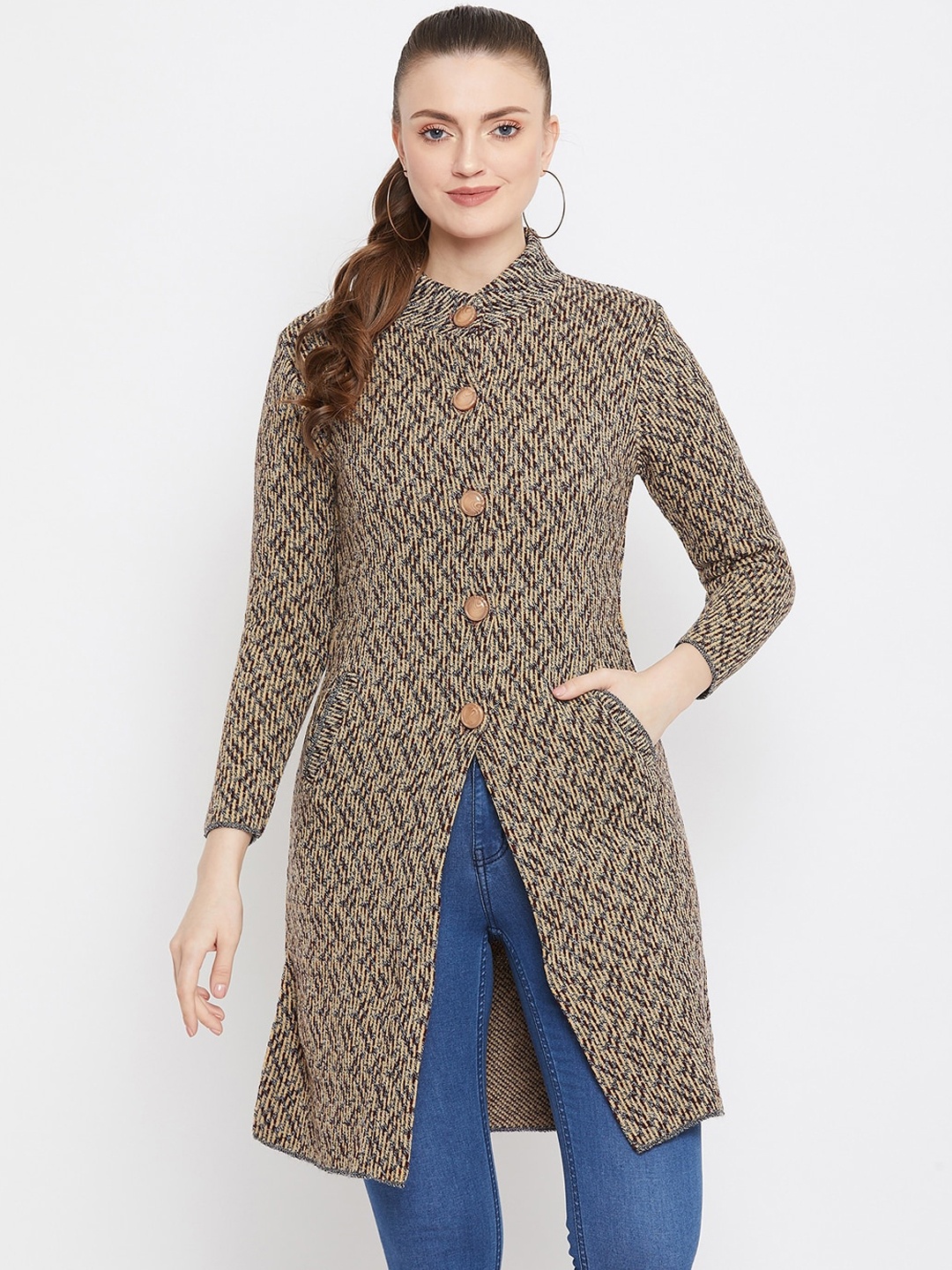 

Zigo Women Beige & Black Self Design Longline Cardigan