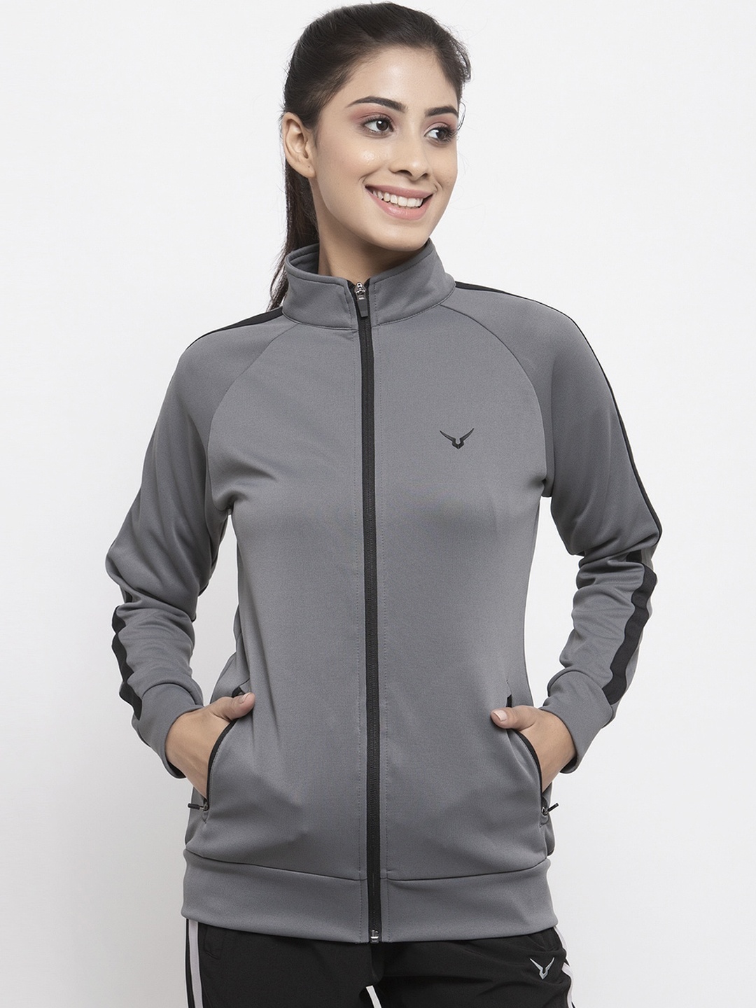 

Invincible Women Legacy Jacket, Grey