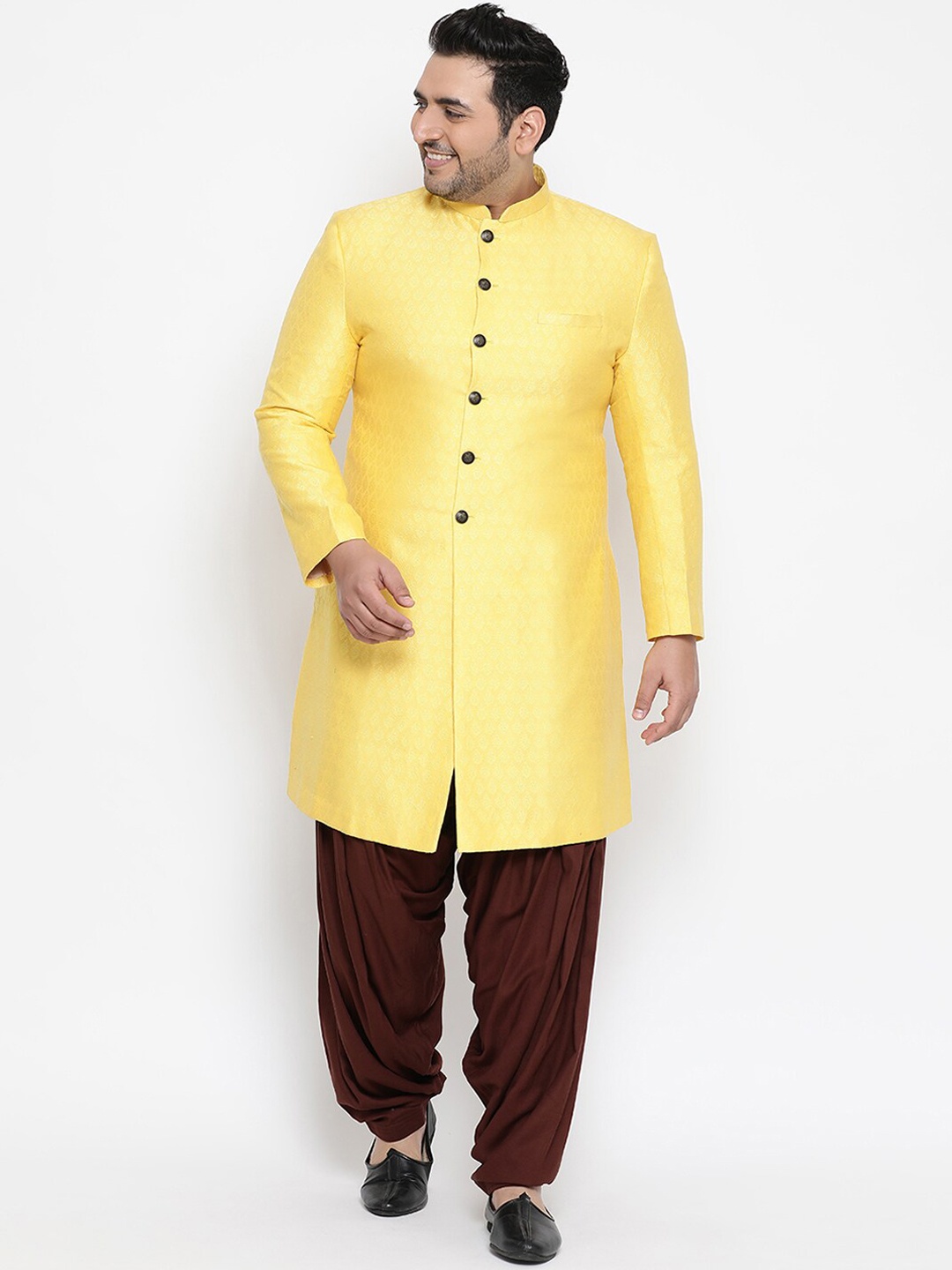 

KISAH PLUS Men Printed Indowestern Sherwani With Dhoti Pants, Yellow