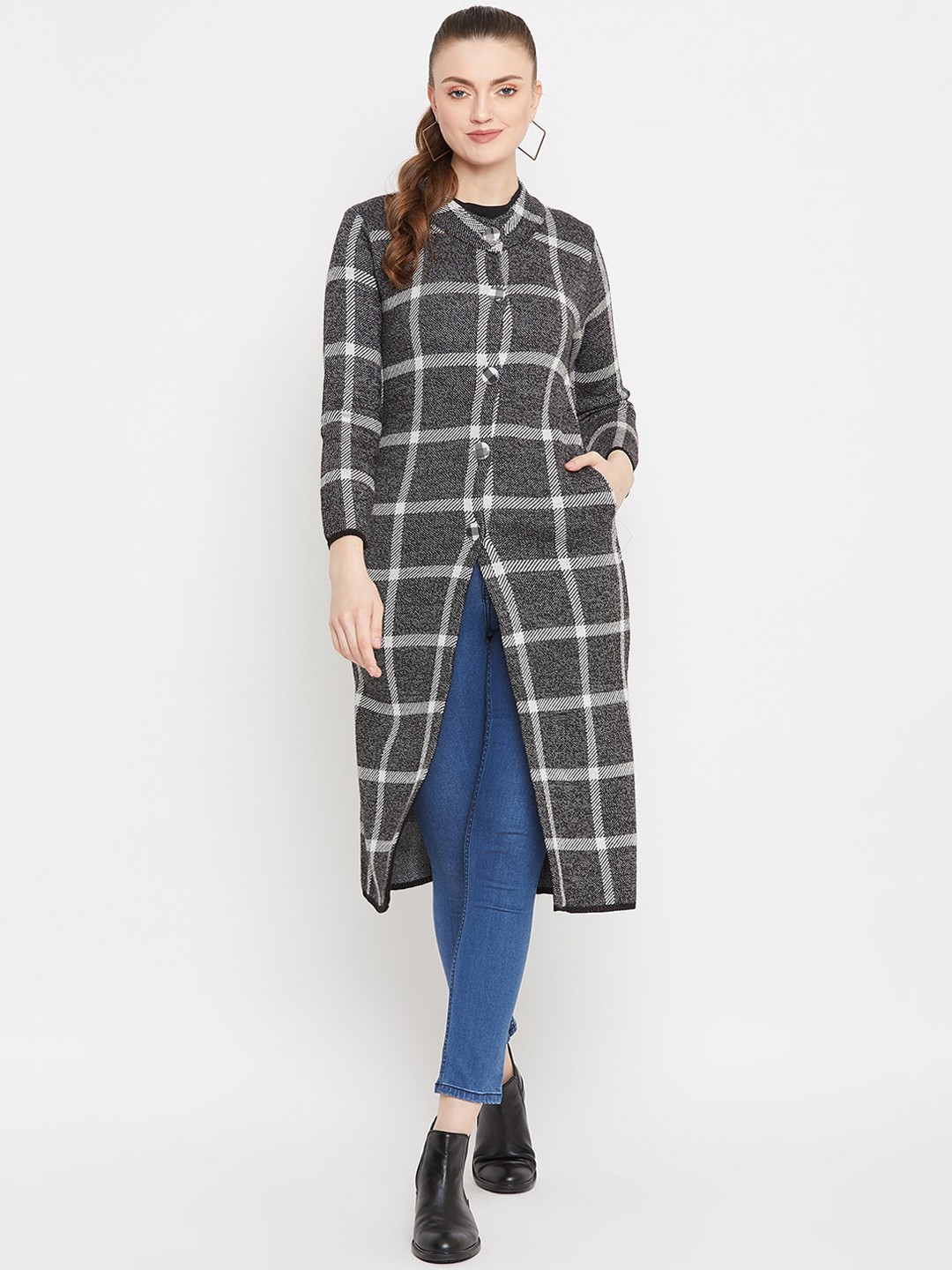 

Zigo Women Black & White Checked Longline Cardigan