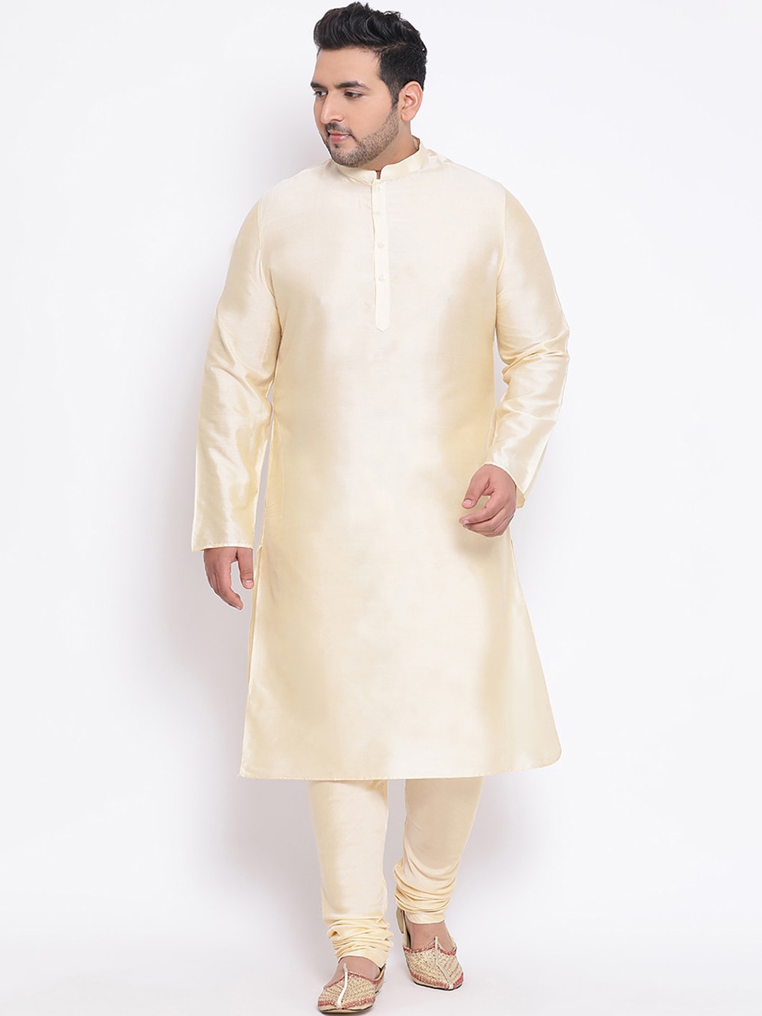 

KISAH PLUS Men Cream-Coloured Solid Straight Kurta