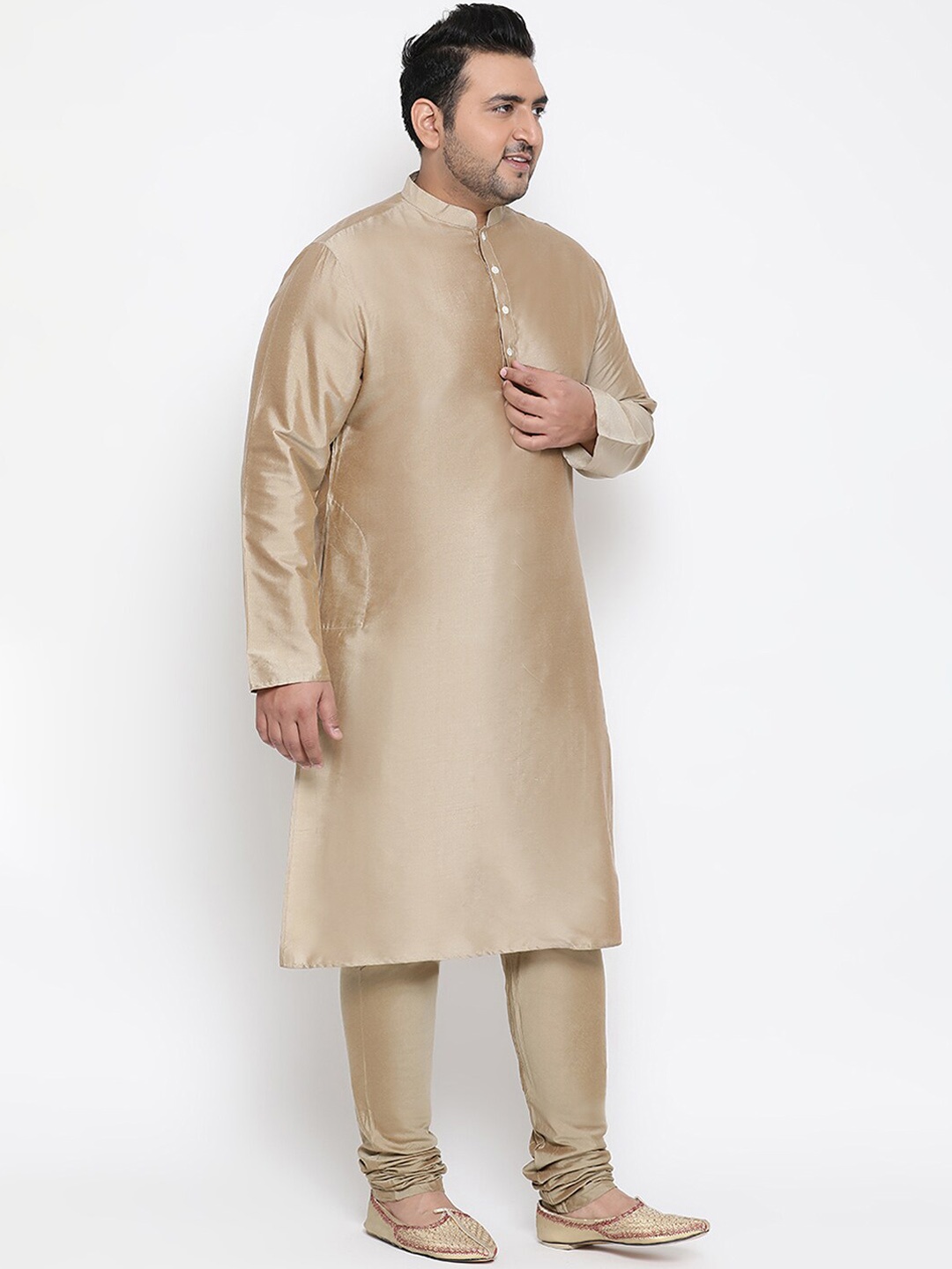 

KISAH PLUS Men Taupe Solid Straight Kurta