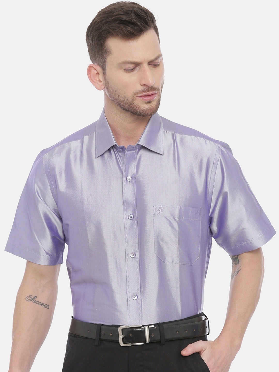 

Khoday Williams Men Purple Regular Fit Solid Casual Shirt