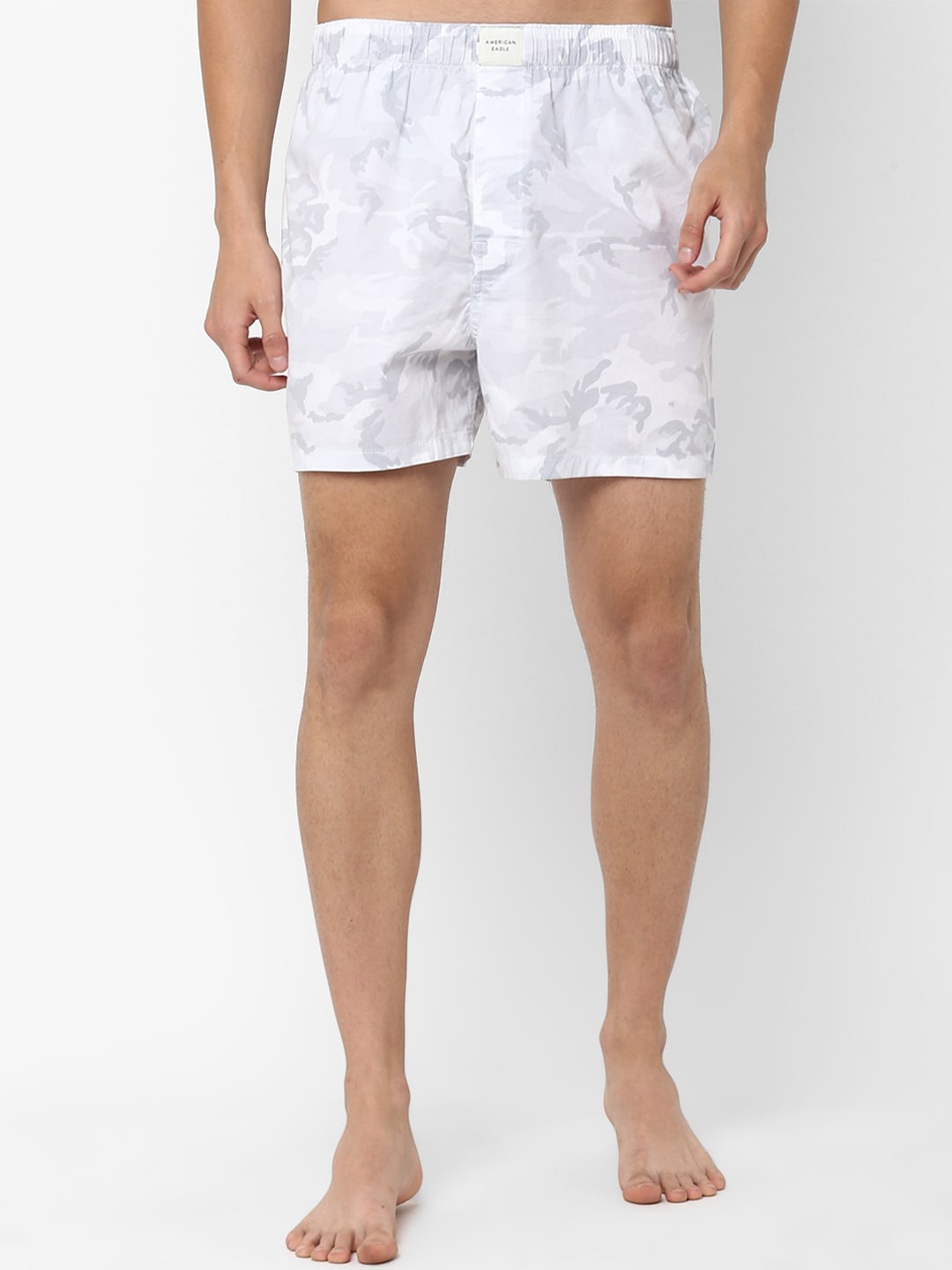 

AMERICAN EAGLE OUTFITTERS Men White Printed Regular Fit Regular Shorts