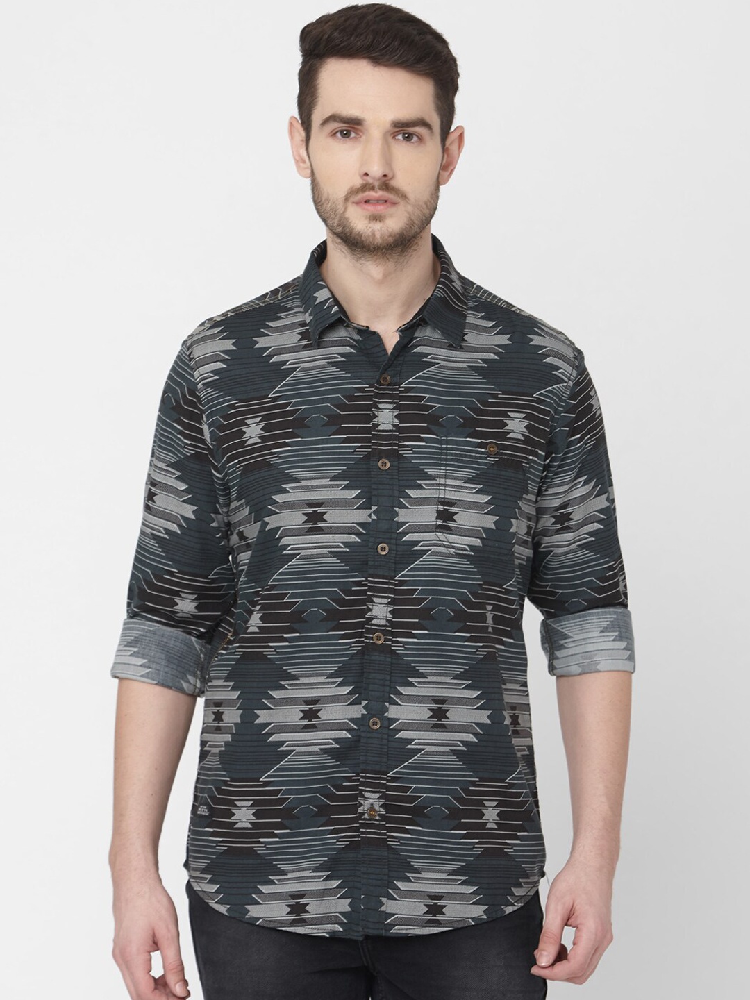 

Mufti Men Green & Grey Slim Fit Printed Casual Shirt