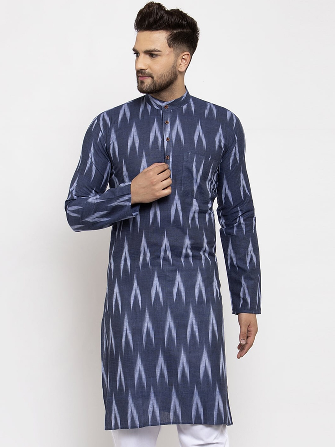 

Jompers Men Blue Woven Design Straight Kurta