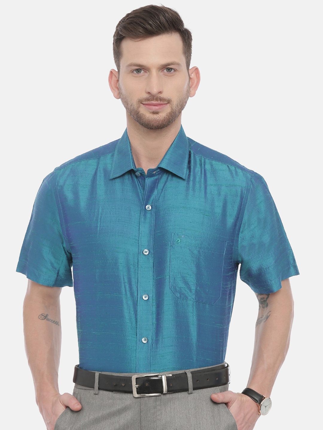 

Khoday Williams Men Blue Regular Fit Self Design Casual Shirt