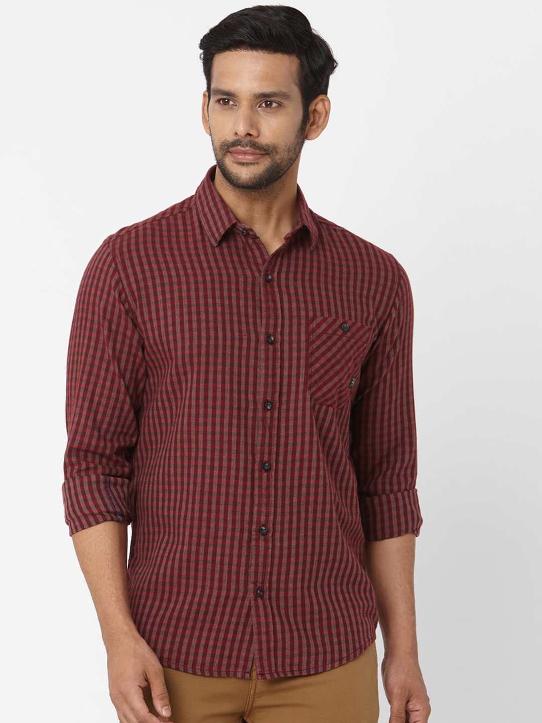 

Mufti Men Maroon & Grey Slim Fit Checked Casual Shirt