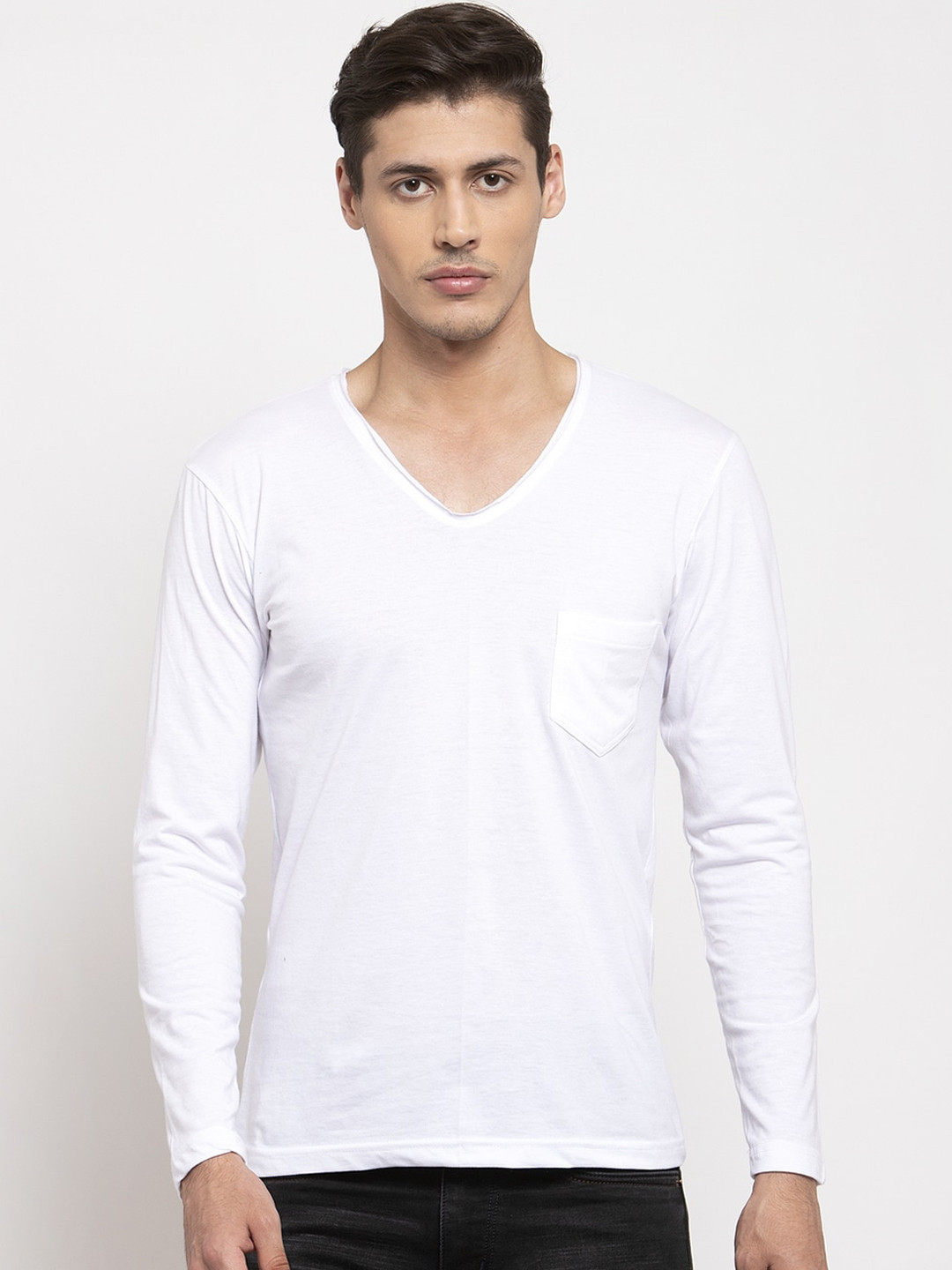 

Friskers Men White Solid V-Neck T-shirt