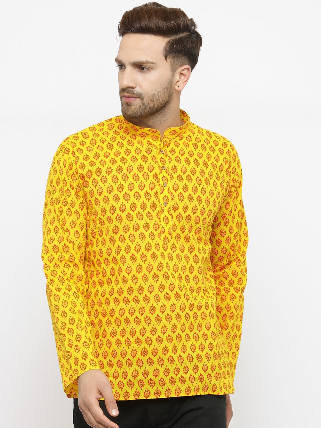 

RG DESIGNERS Men Yellow Printed Straight Kurta