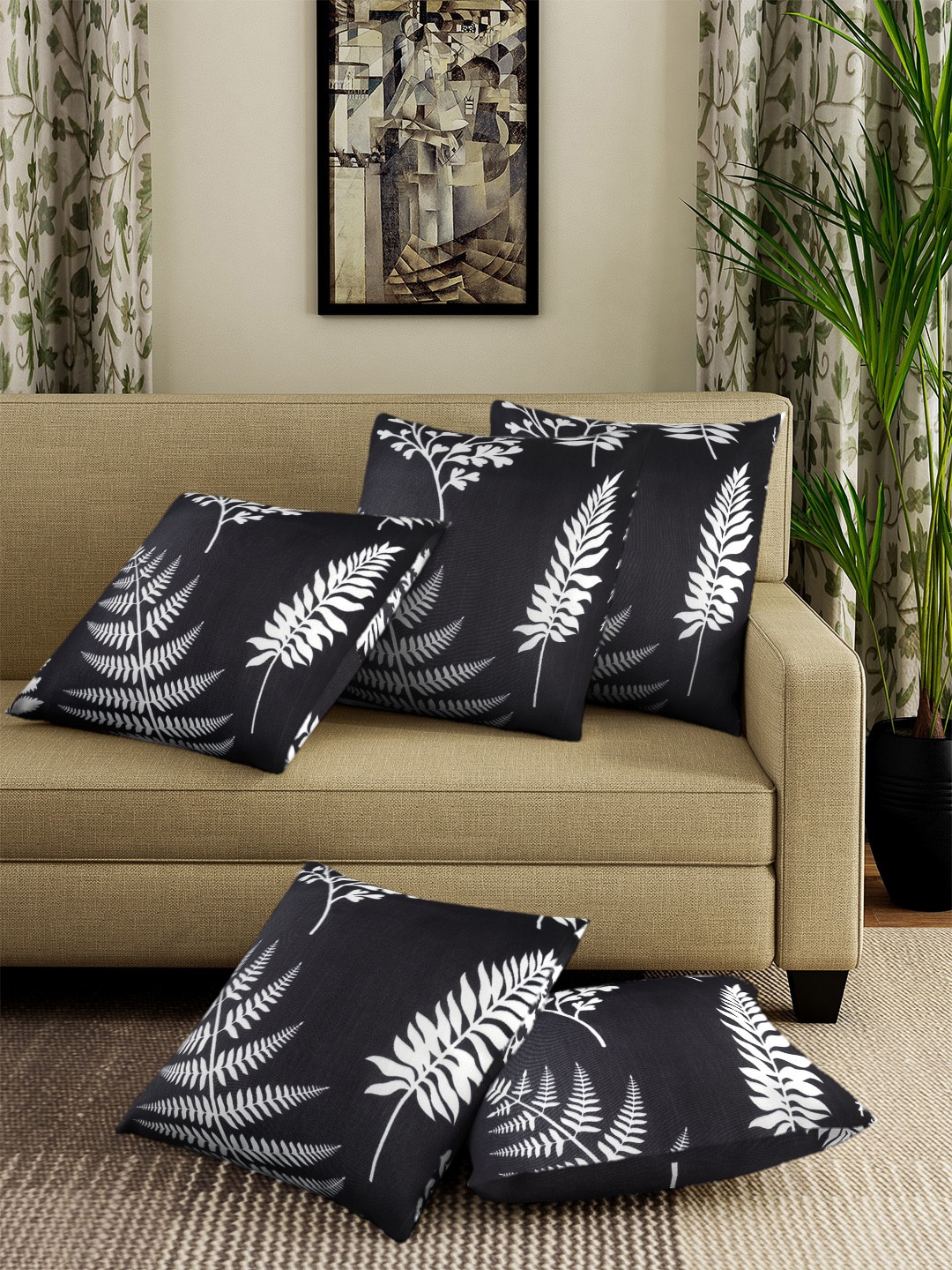 

Cortina Set Of 5 Black & White Printed Cushion Covers