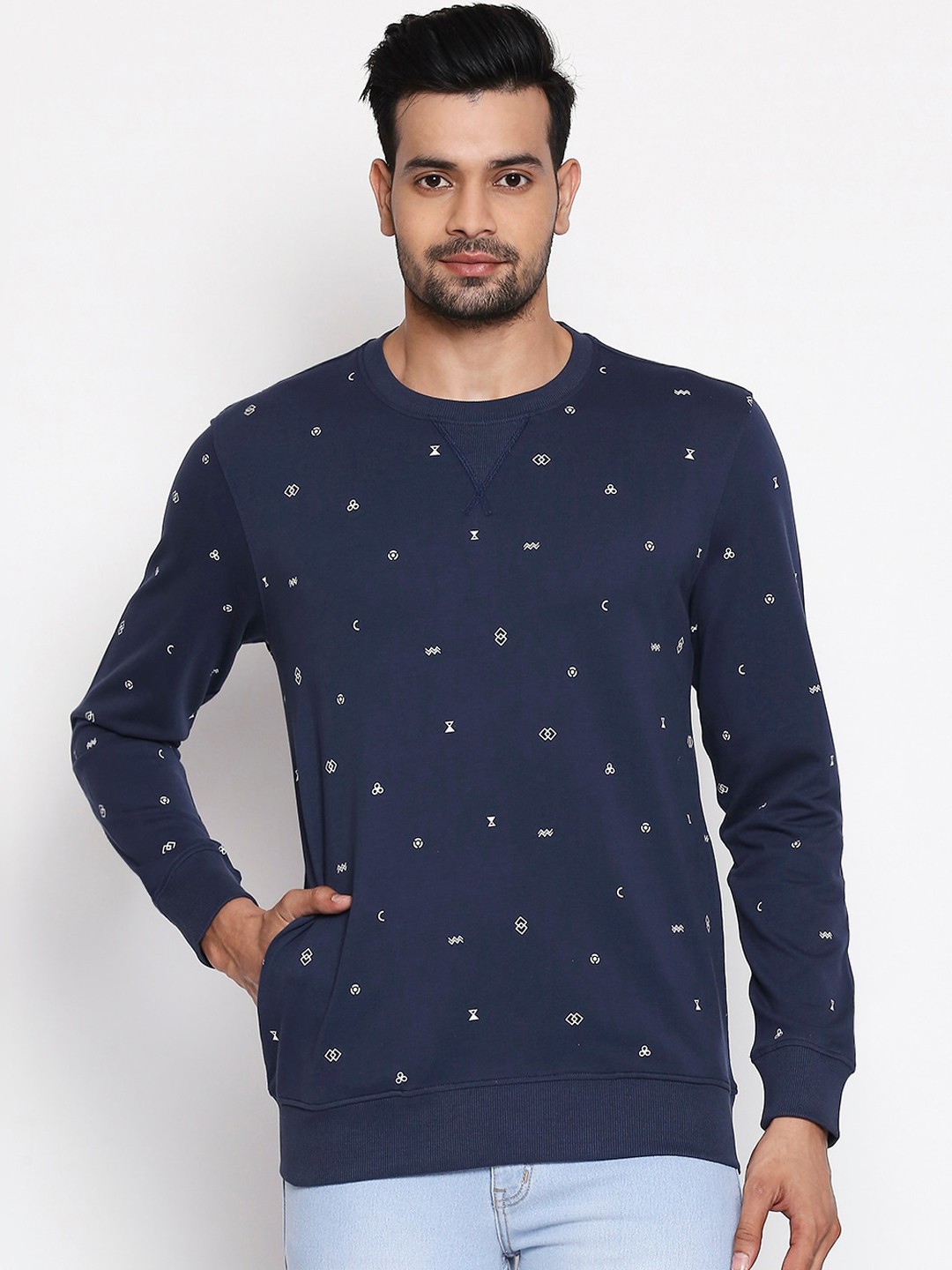 

Urban Ranger by pantaloons Men Navy Blue Printed Sweatshirt