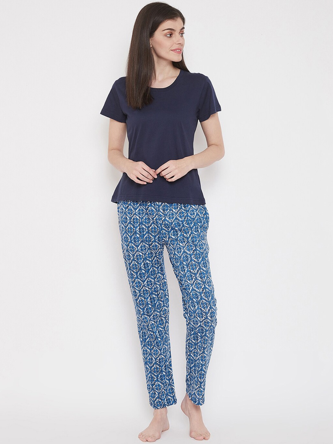 

Clovia Women Navy Blue and White Printed Night Suit