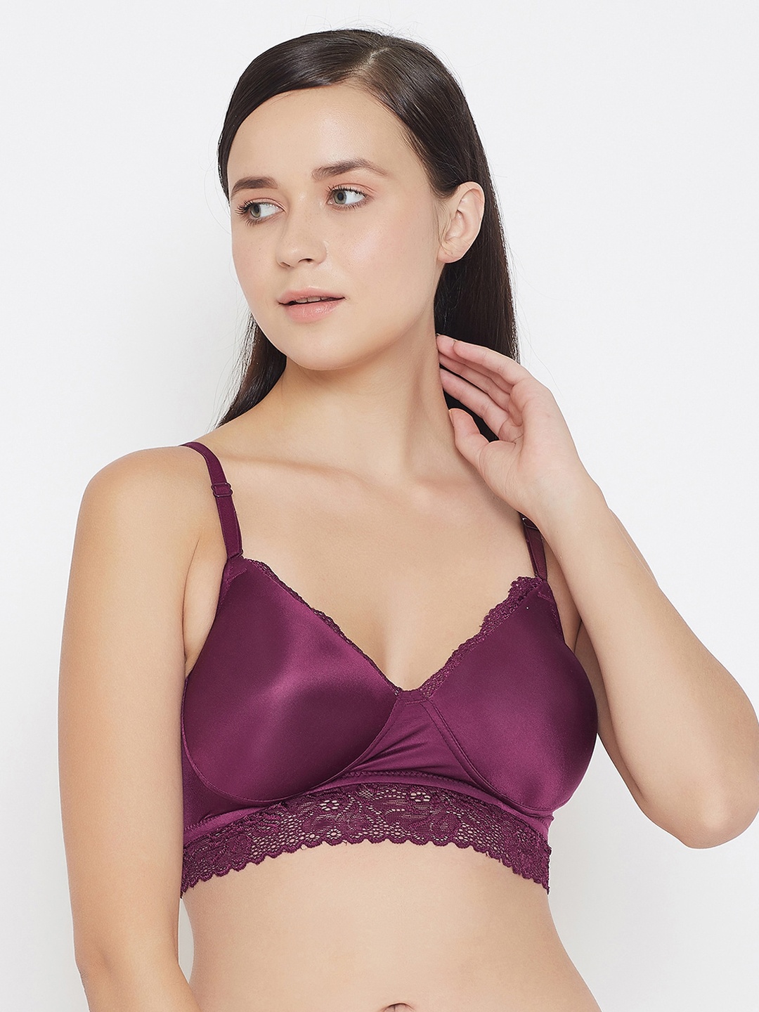 

Clovia Purple Solid Non-Wired Lightly-Padded Bralette BR2100P15