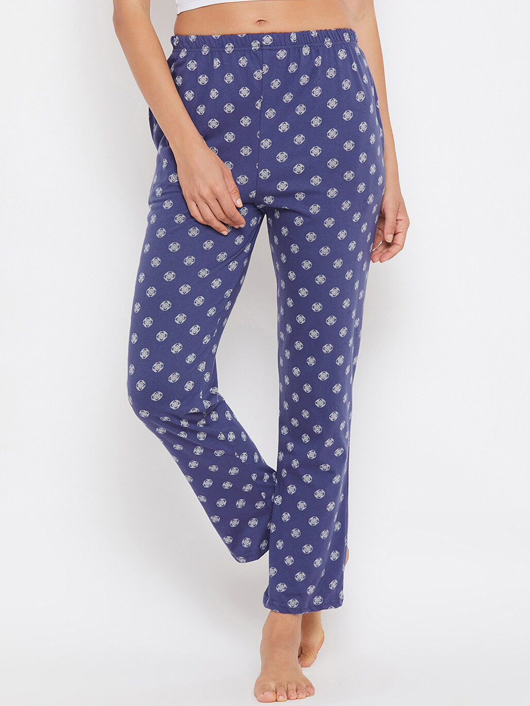 

Clovia Women Blue & White Printed Lounge Pants