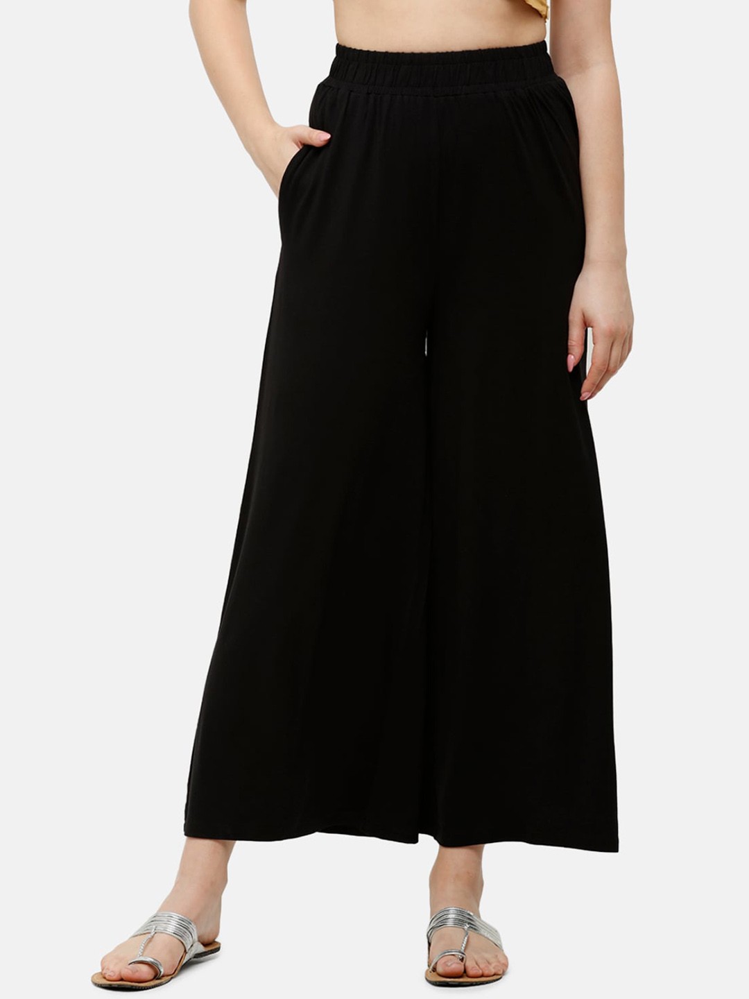 

De Moza Women Black Solid Wide Leg Palazzos