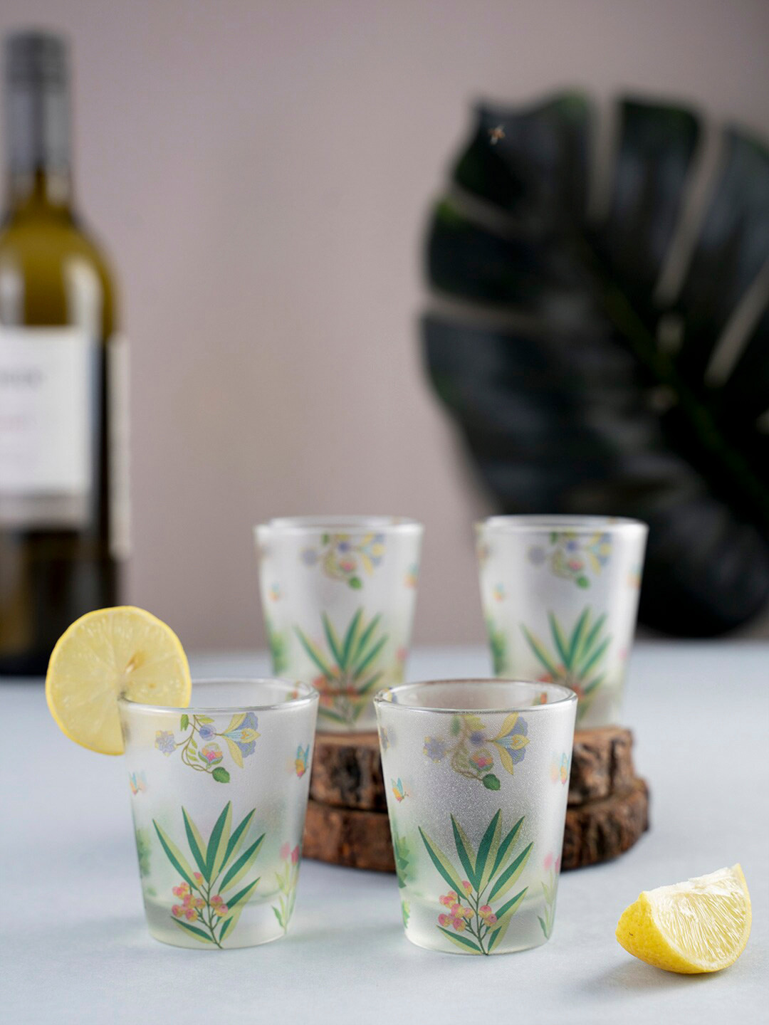 

KOLOROBIA Set Of 4 Transparent & Green Vibrant Bliss Frosted Shot Glasses