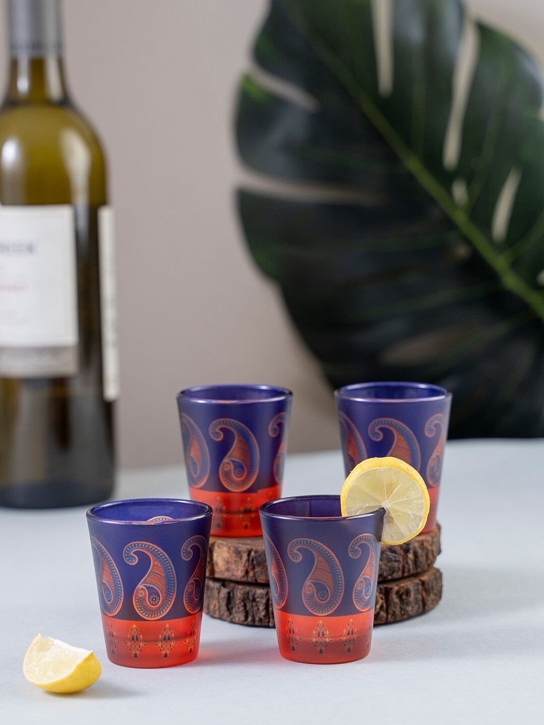 

KOLOROBIA Set Of 4 Blue & Red Splendid Paisley Frosted Shot Glasses
