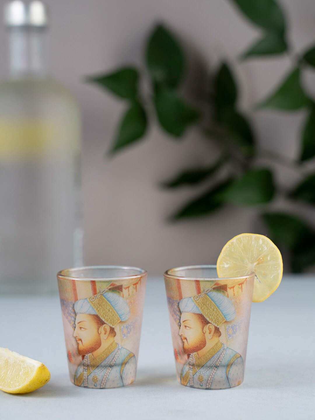 

KOLOROBIA Set Of 2 Beige & Cream-Coloured Royal Mughal Emperor Frosted Shot Glasses