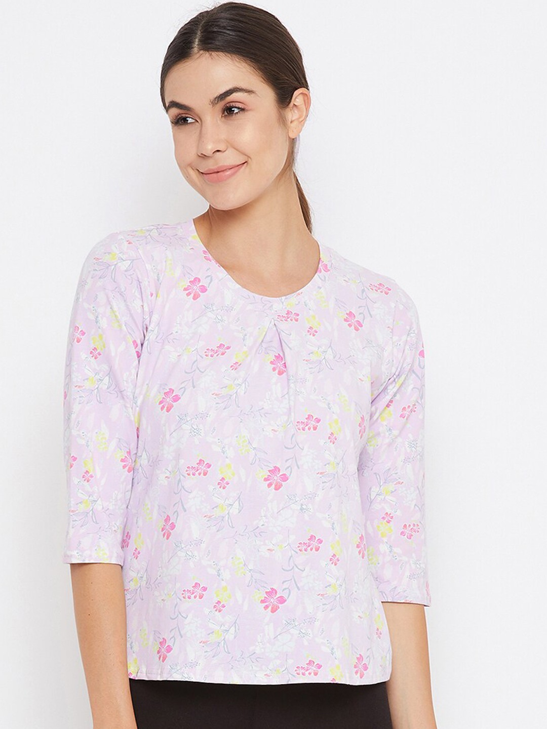 

Clovia Women Lavender & Pink Floral Printed Round Neck Lounge T-Shirt LT0133P12