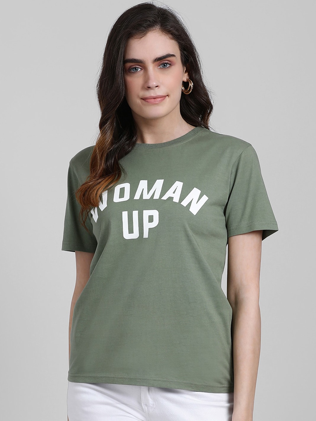 

Zink London Women Olive Green Printed Round Neck Pure Cotton T-shirt