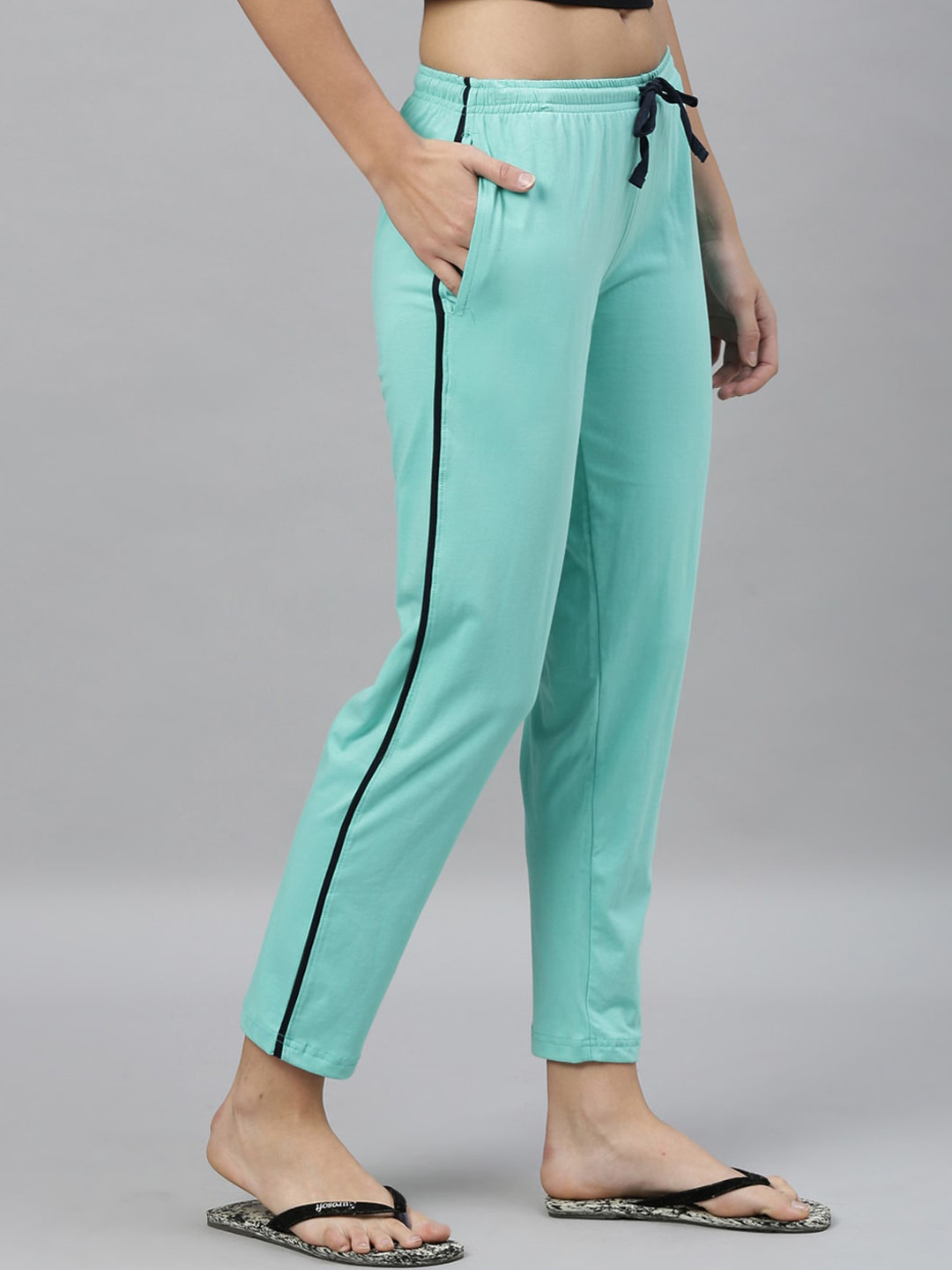 

Kryptic Women Sea Green & Black Solid Lounge Pants