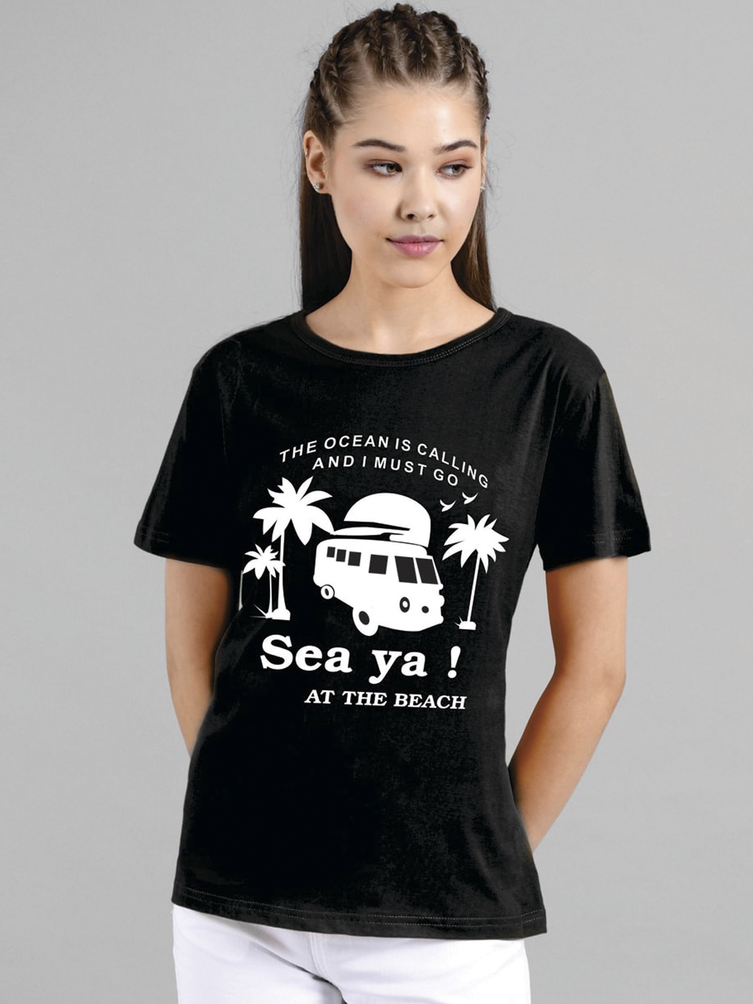 

Kotty Women Black Printed Round Neck T-shirt