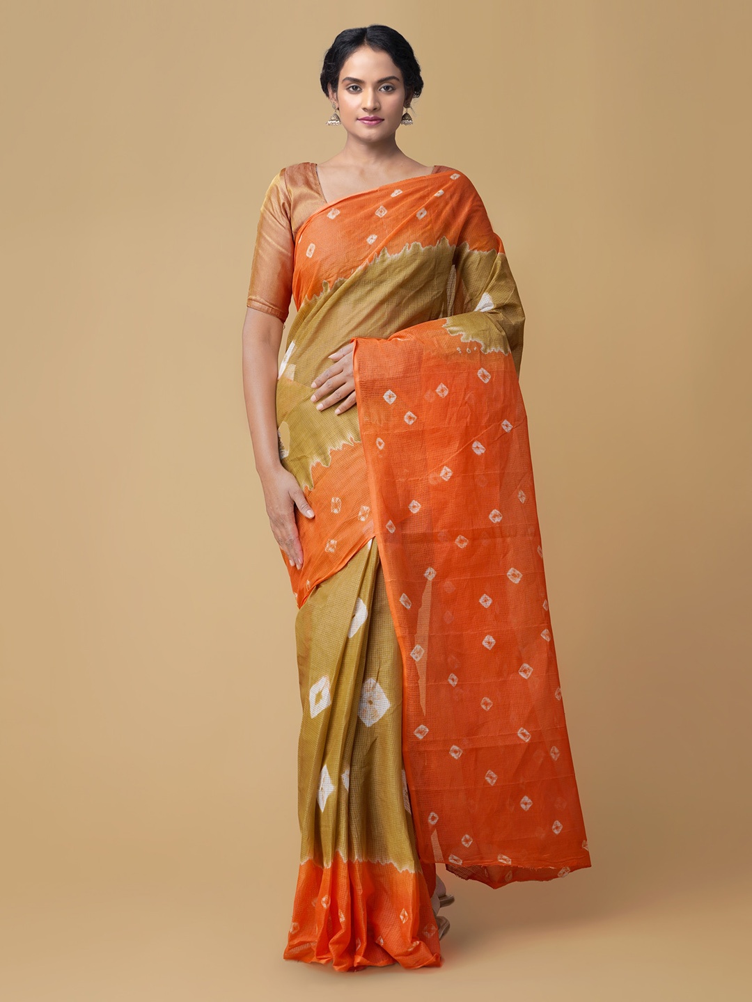 

Unnati Silks Brown & Orange Pure Cotton Colourblocked Bandhani Saree