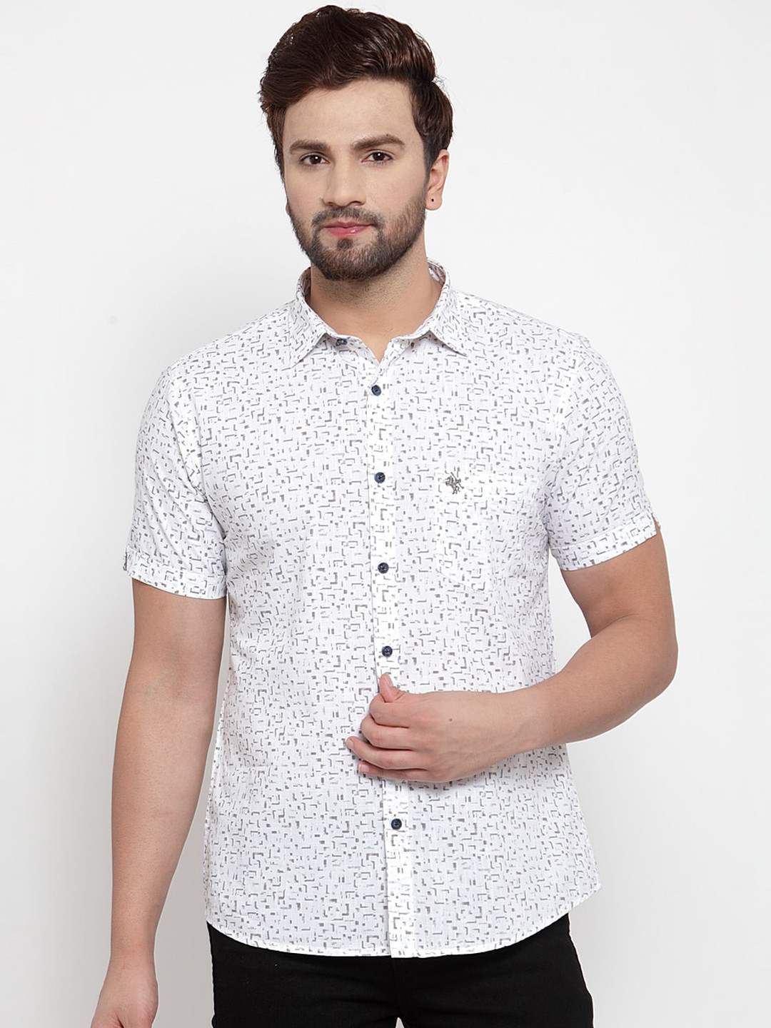 

Cantabil Men White & Blue Slim Fit Printed Casual Shirt