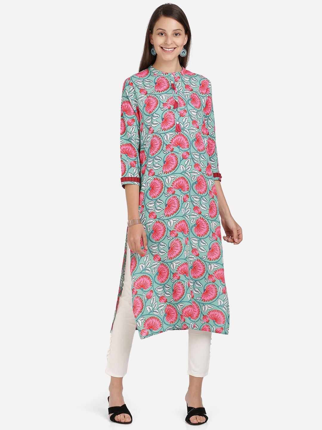 

Vbuyz Women Turquoise Blue & Pink Printed A-Line Kurta