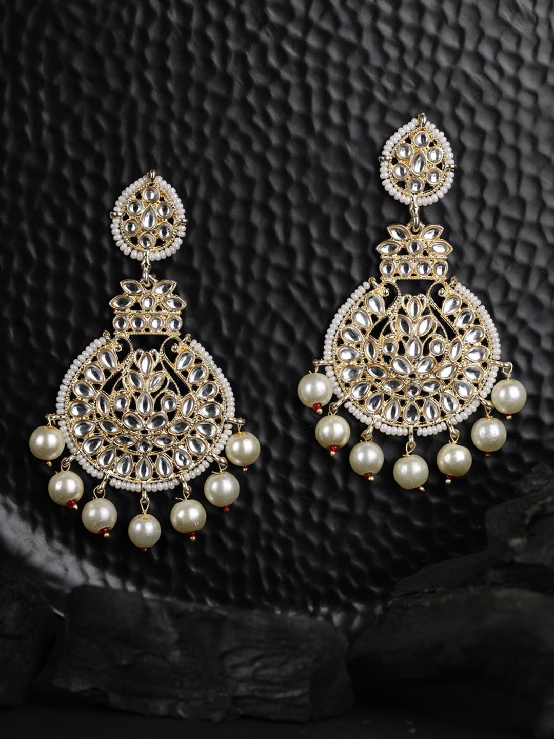 

Priyaasi White & Gold-Toned Contemporary Drop Earrings