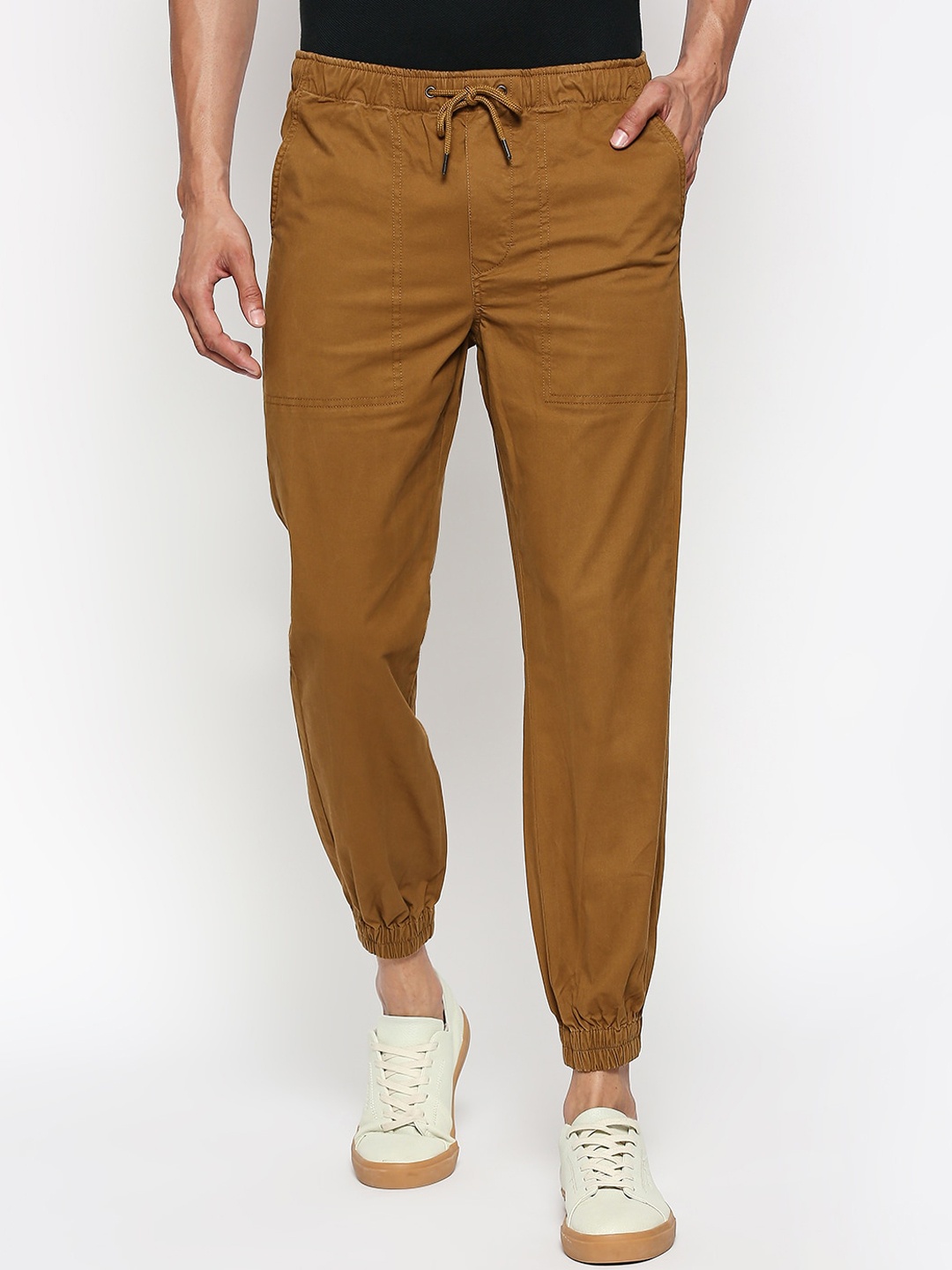 

People Men Khaki Brown Slim Fit Solid Joggers