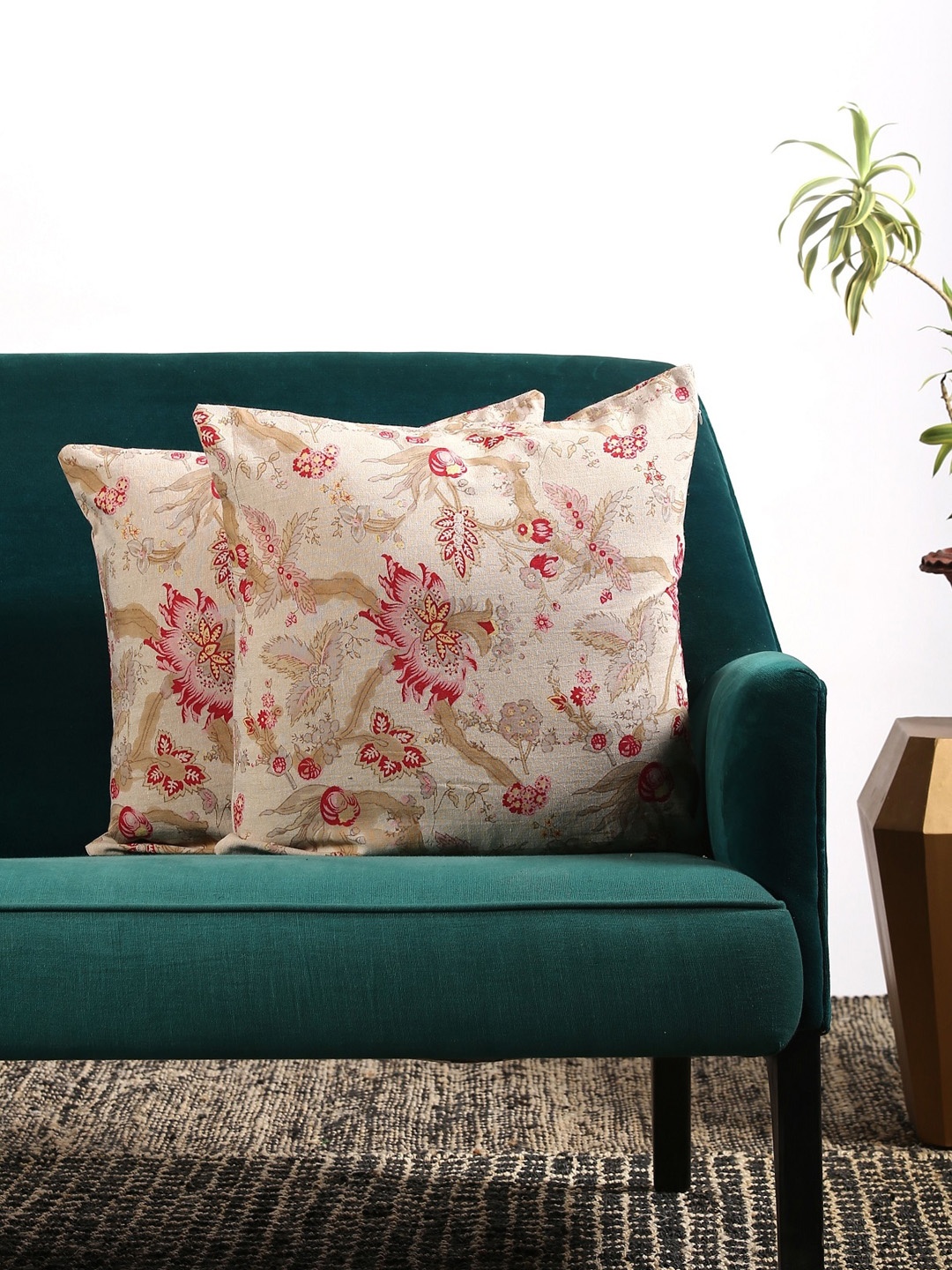 

Contrast Living Set Of 2 Off-White & Red Printed Square Cushion Cover