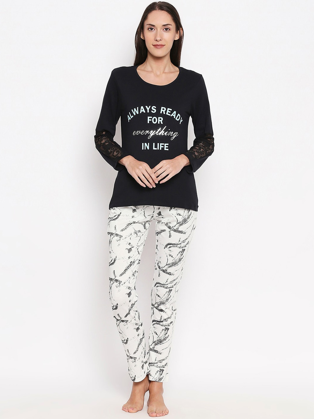 

XIN Women Black & White Printed Night Suit