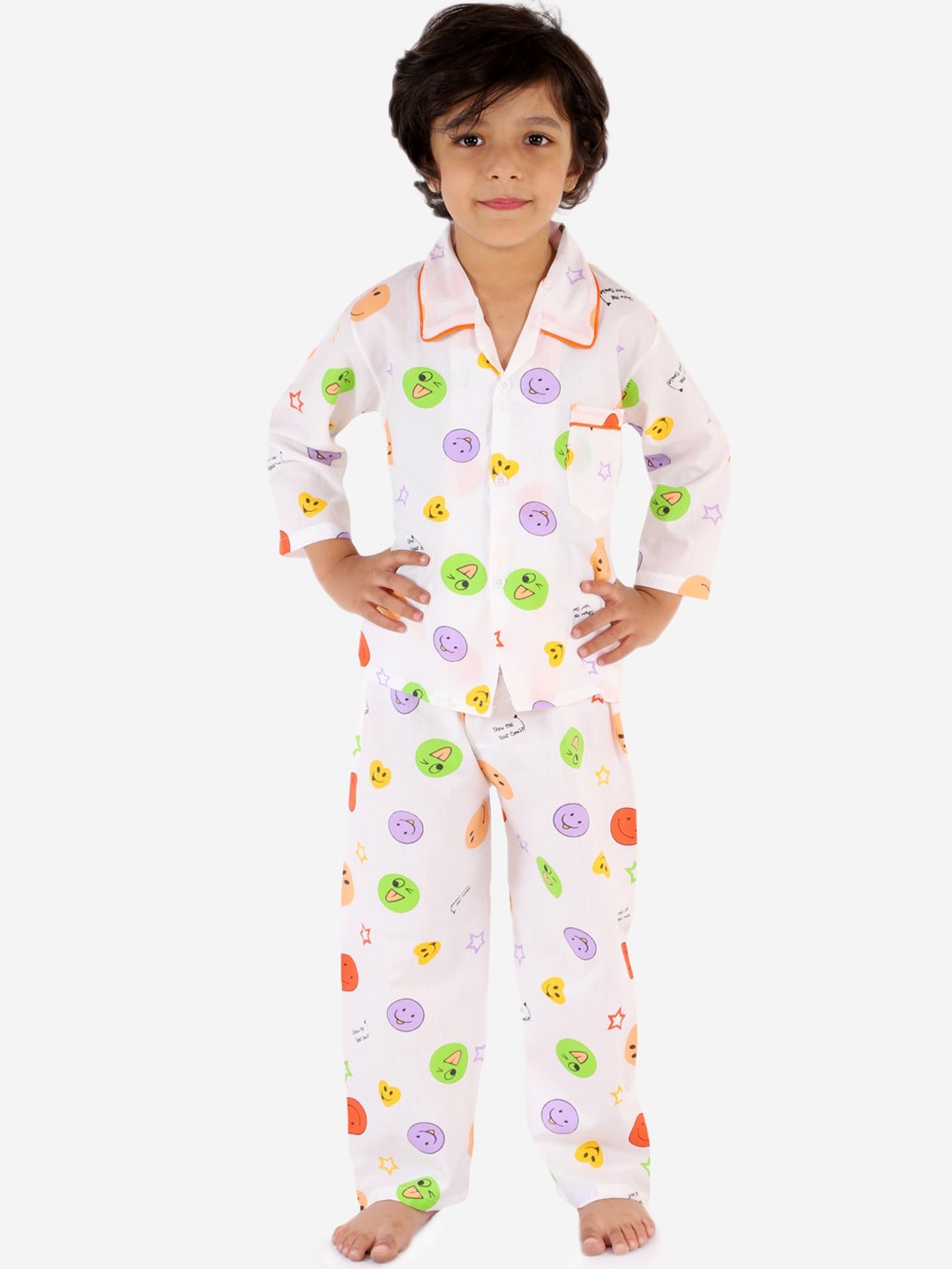 

KID1 Boys White & Green Printed Night Suit