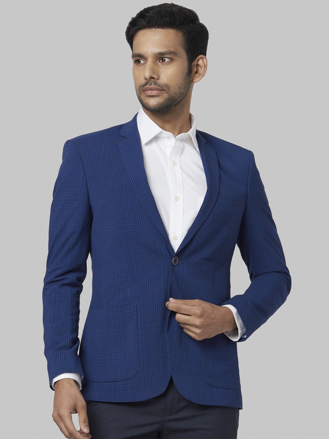 

Park Avenue Men Blue Checked Single-Breasted Formal Blazer