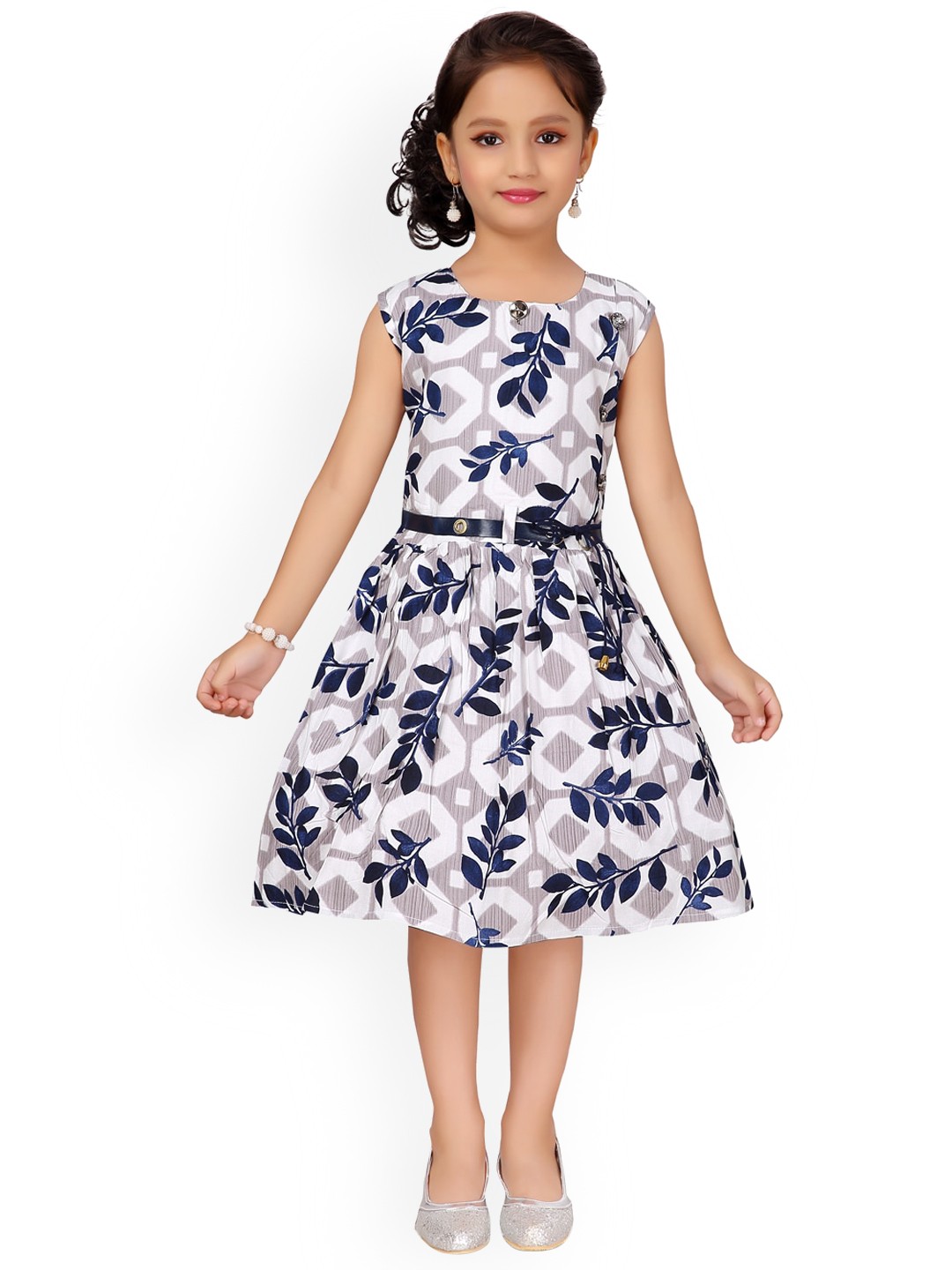 

Aarika Girls White & Navy Blue Printed Fit and Flare Dress