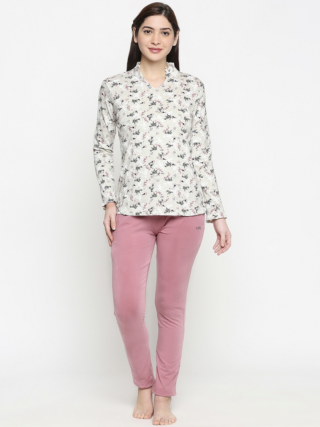 

XIN Women Cream-Coloured & Pink Printed Night Suit