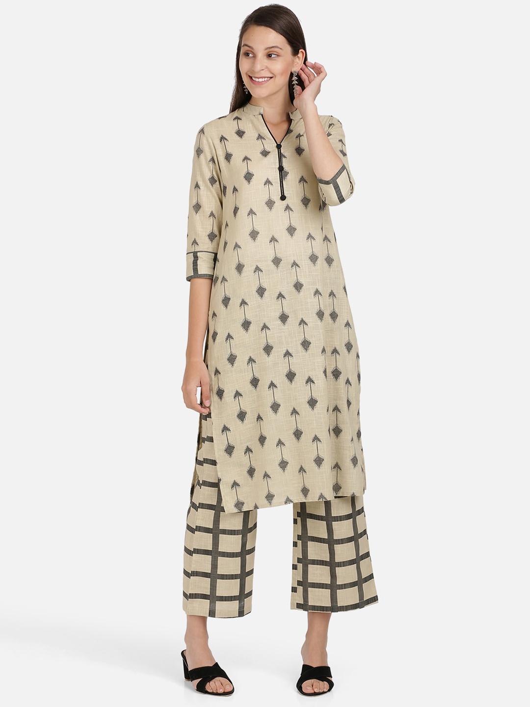 

Vbuyz Women Beige Printed Kurta with Trousers