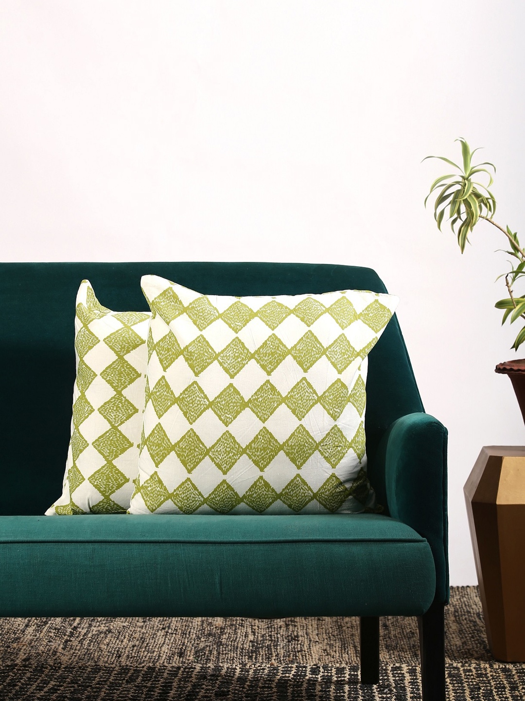 

Contrast Living Set of 2 Green & White Geometric Print Square Cushion Covers
