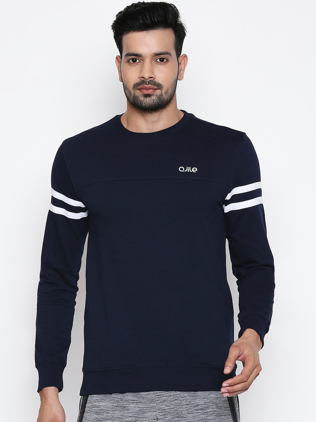 

Ajile by Pantaloons Men Navy Blue Solid Sweatshirt