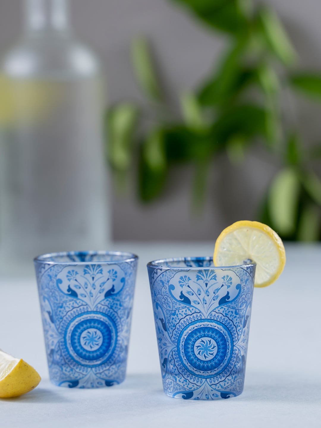 

KOLOROBIA Set Of 2 Blue & White Pristine Turkish Frosted Glasses
