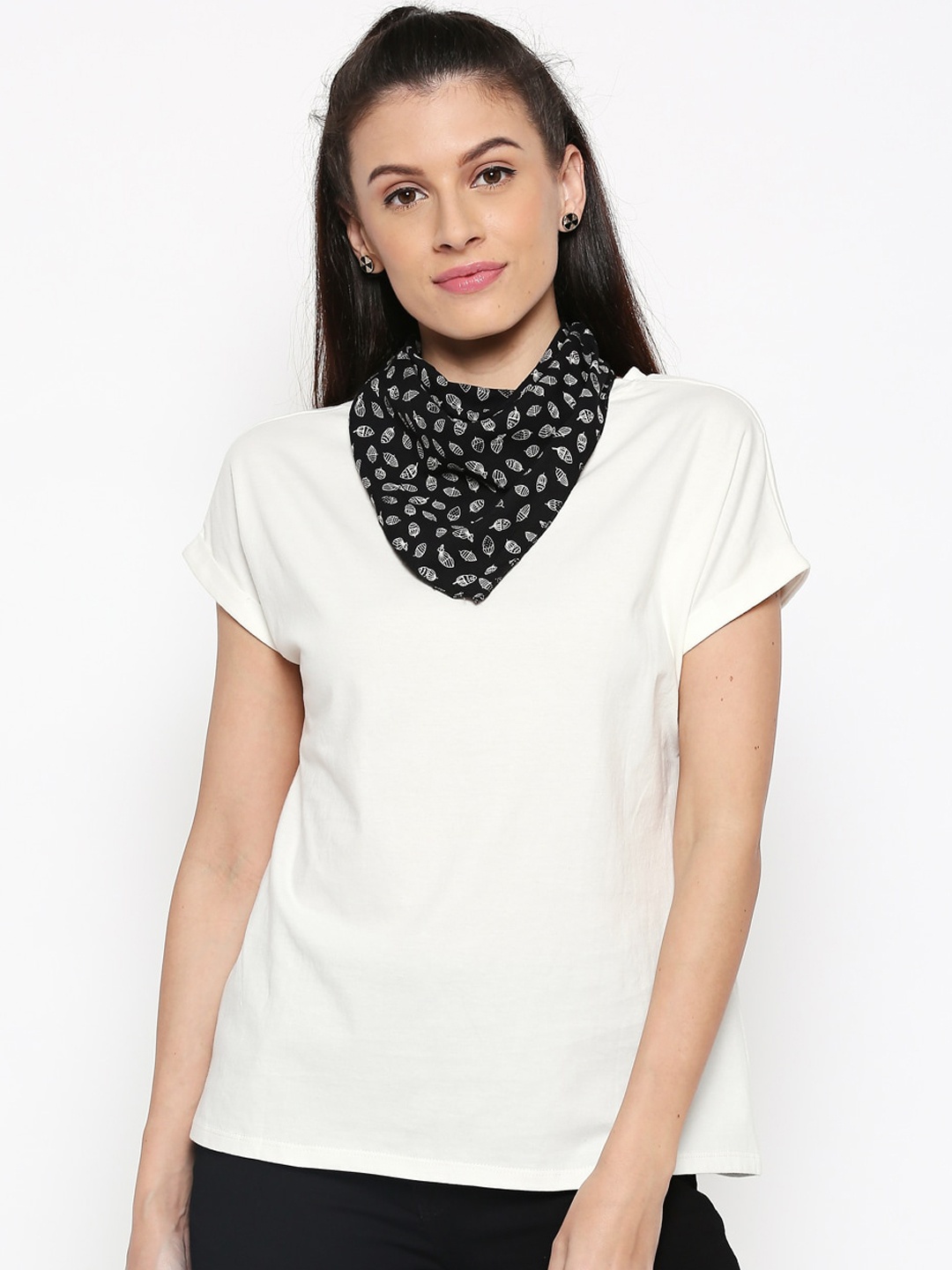 

People Women Black & White Block Printed Scarf
