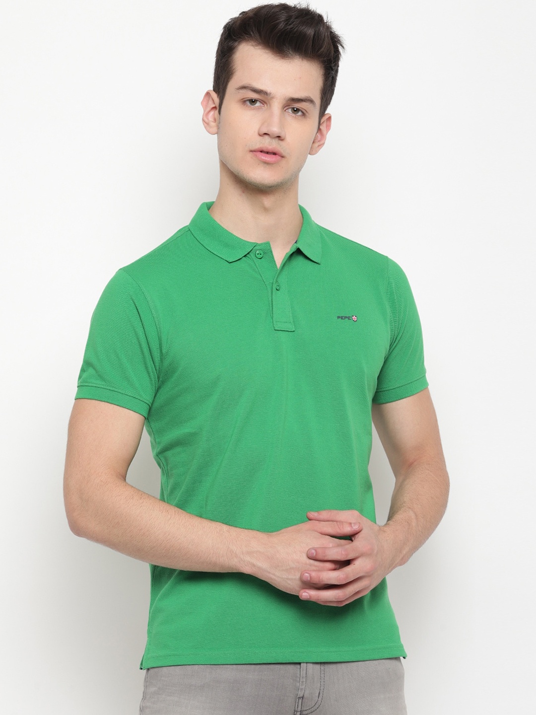 

Pepe Jeans Men Green Solid Polo Collar T-shirt