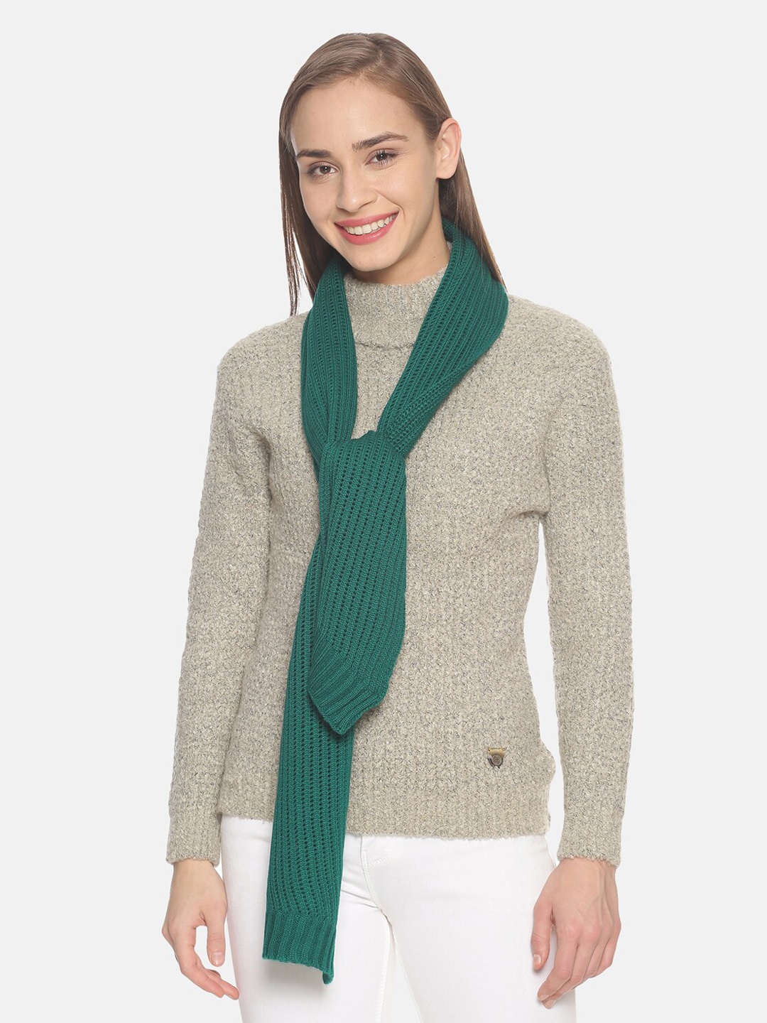 

513 Women Green Solid Knitted Mufflers